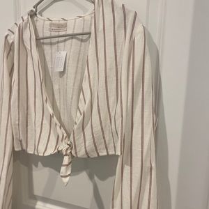 Urban Outfitters NWT - Size M